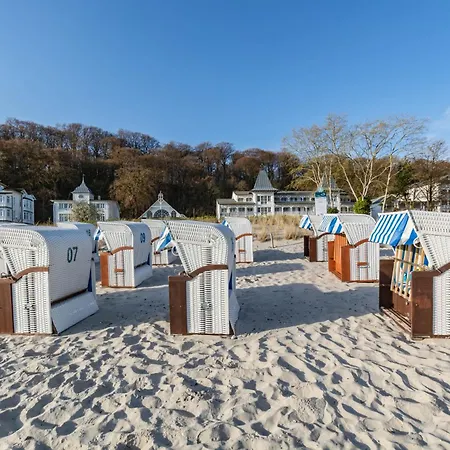 Seeschloss, App 31, Direkt An Der Strandpromenade, Toplage