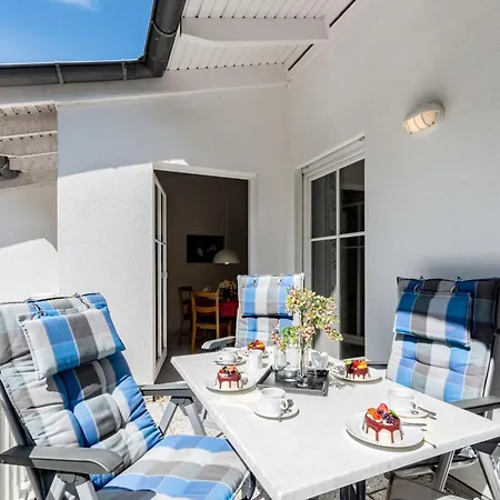 Apartment Seeschloss, App 31, Direkt An Der Strandpromenade, Toplage *