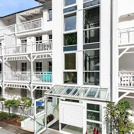 Seeschloss, App 31, Direkt An Der Strandpromenade, Toplage *